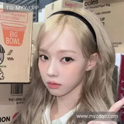孔铃媚